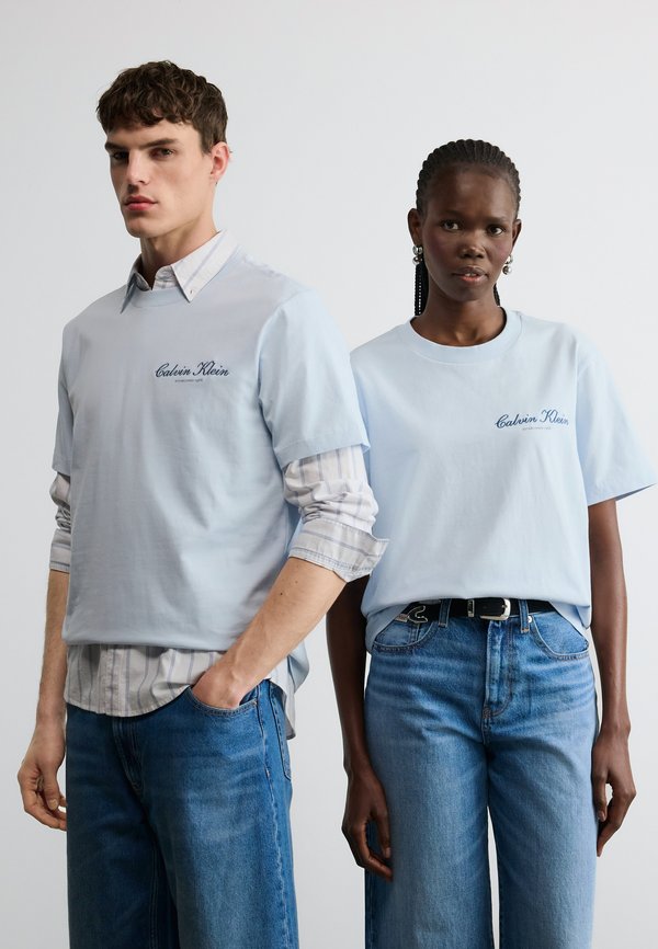 Calvin Klein Jeans 20S MARCH GRAPHIC SEASONAL FASHI