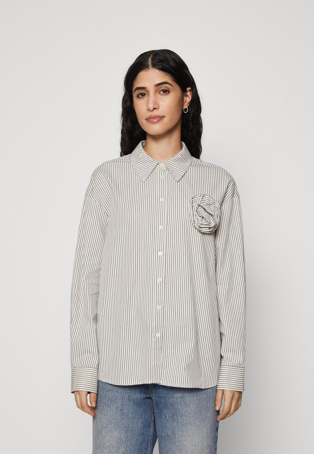 ONLMILLE RIA LOOSE SHIRT Media 3