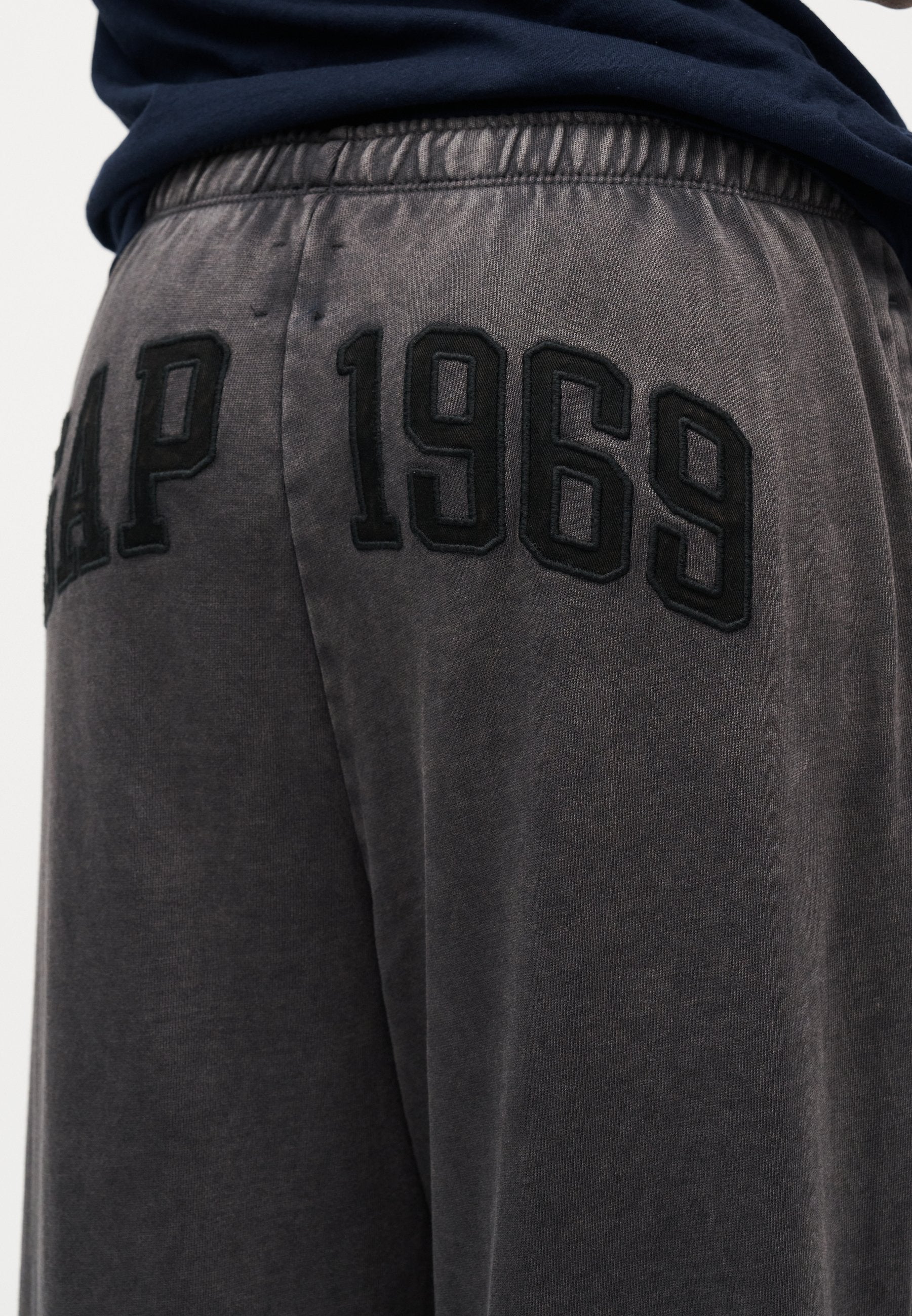 GAP LOGO BAGGY PANTS
