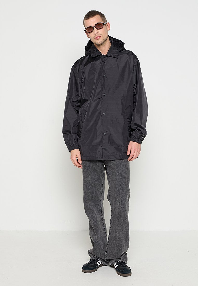 Armani Exchange Kurzmantel Media 2