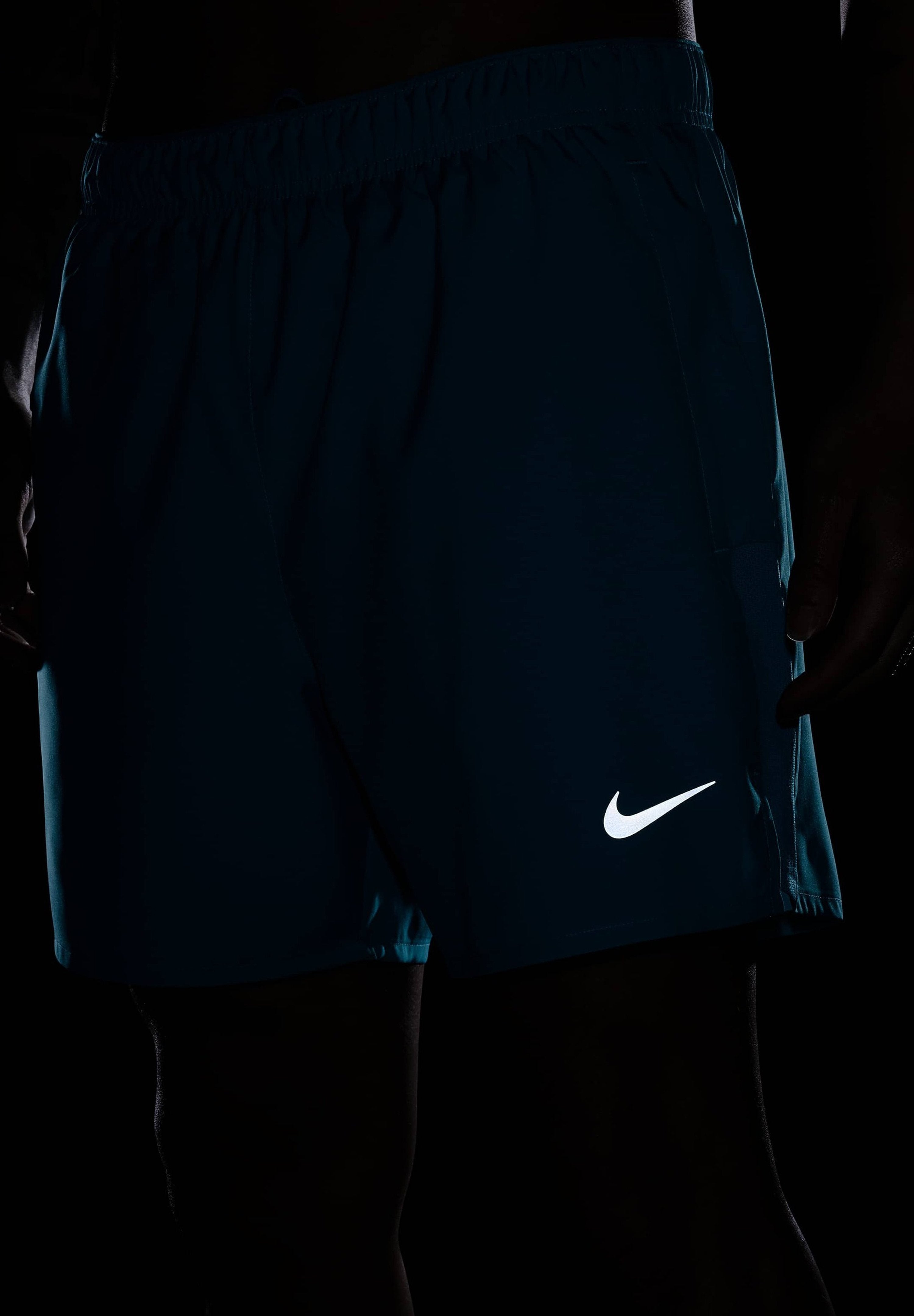 Nike Performance