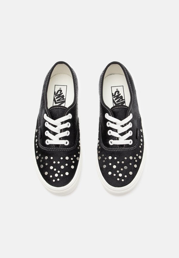 Vans AUTHENTIC