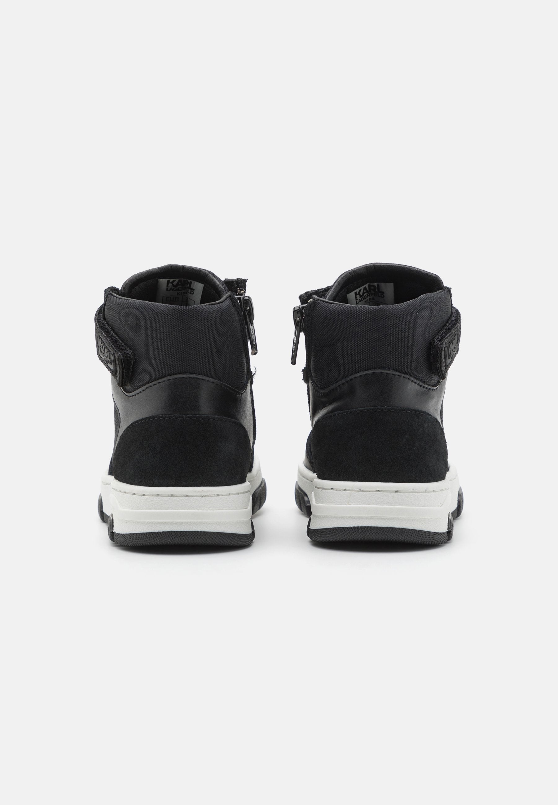 TRAINERS UNISEX Media 3