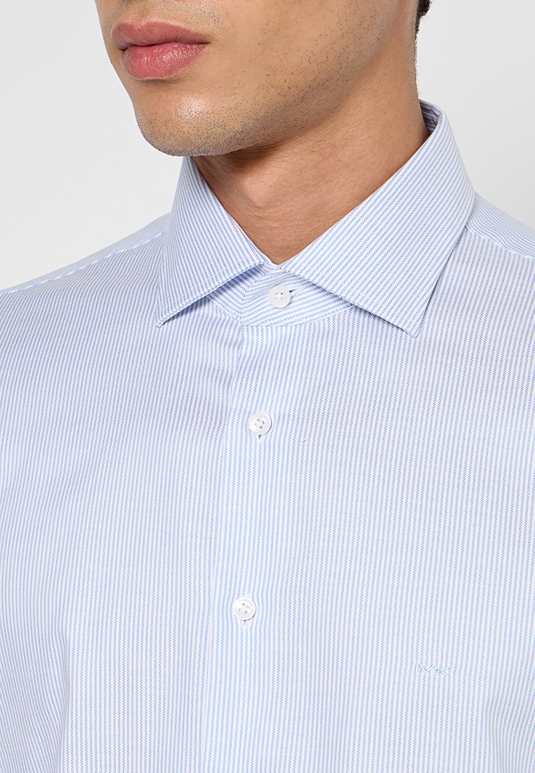 Michael Kors SLIM FIT