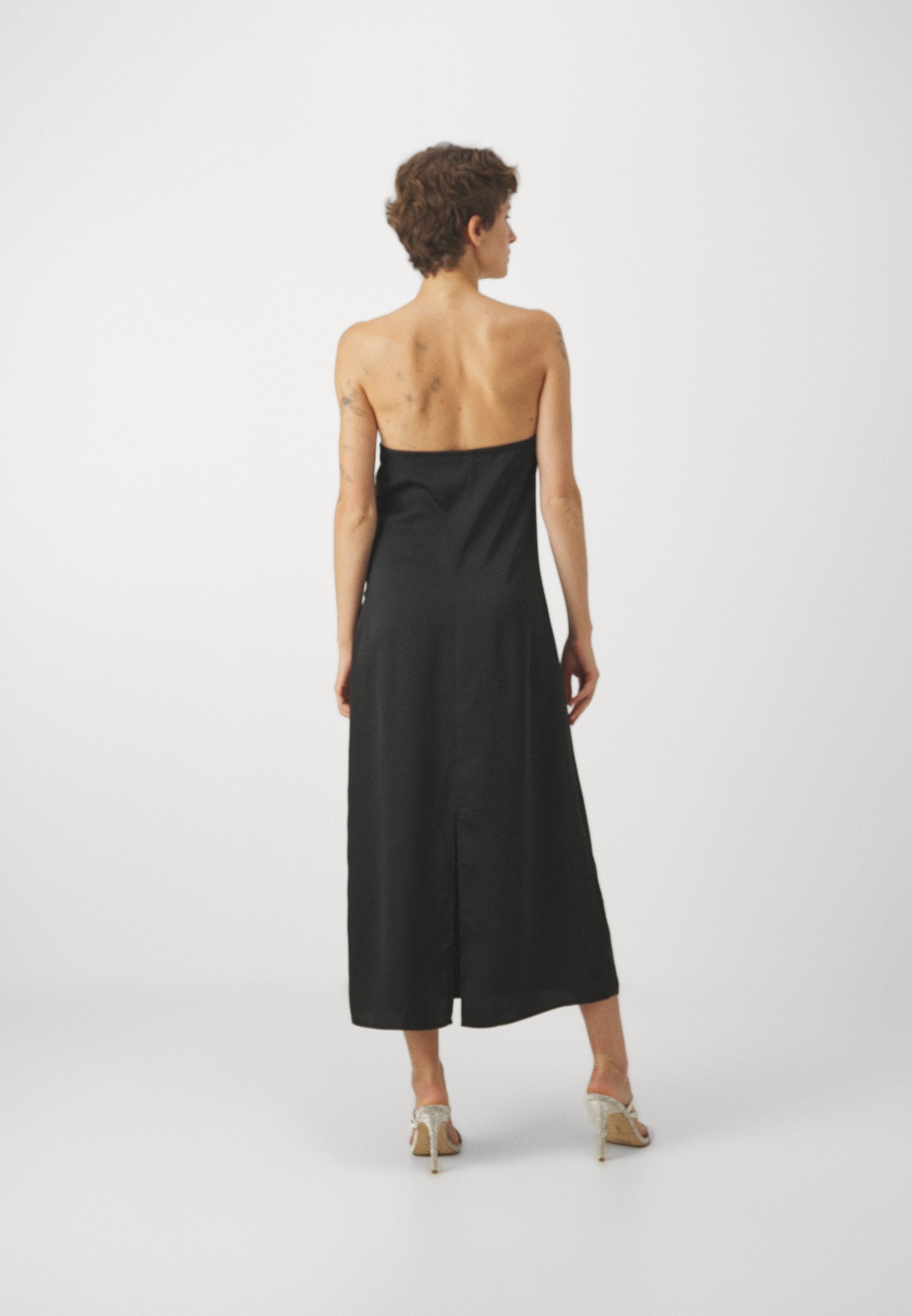 ONLMAYA TUBE DRESS LIFE Media 4