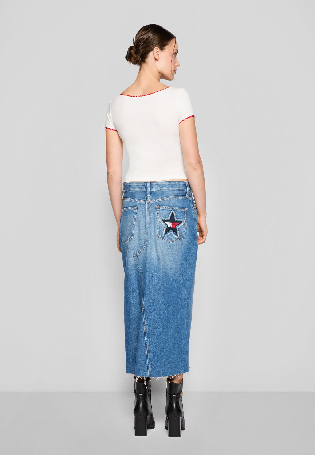 Tommy Jeans EXCLUSIVE GIRL BABY TEE