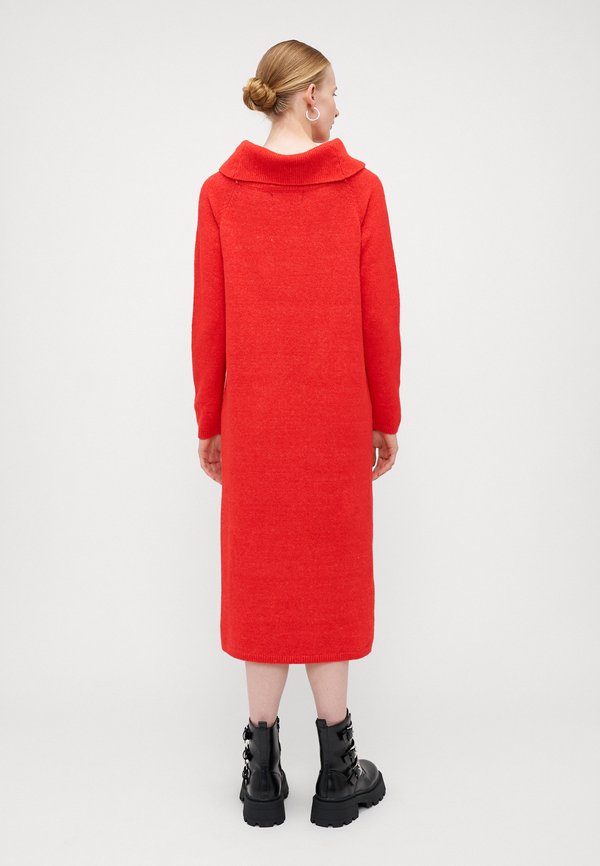 Vero Moda Tall VMBOOM OFF SHOULDER DRESS