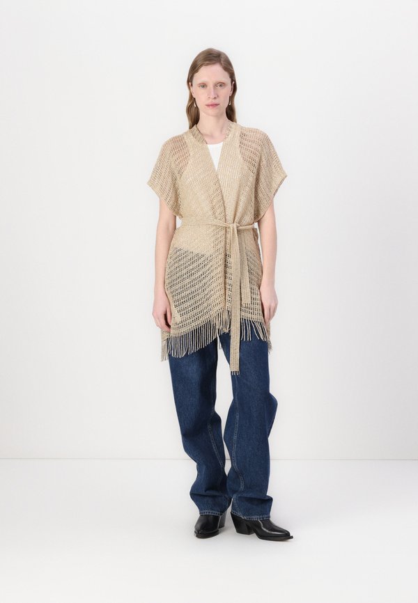 TWINSET