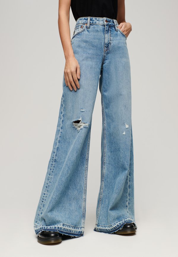 Superdry & Co HEM WIDE LEG