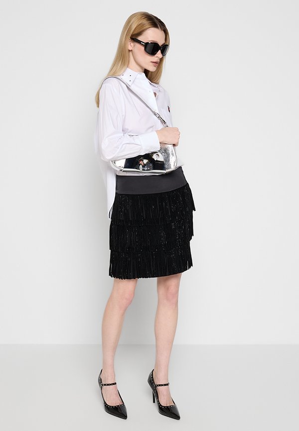 DKNY