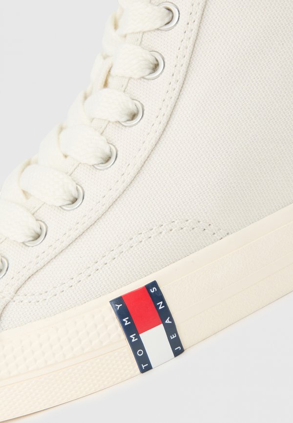 Tommy Jeans