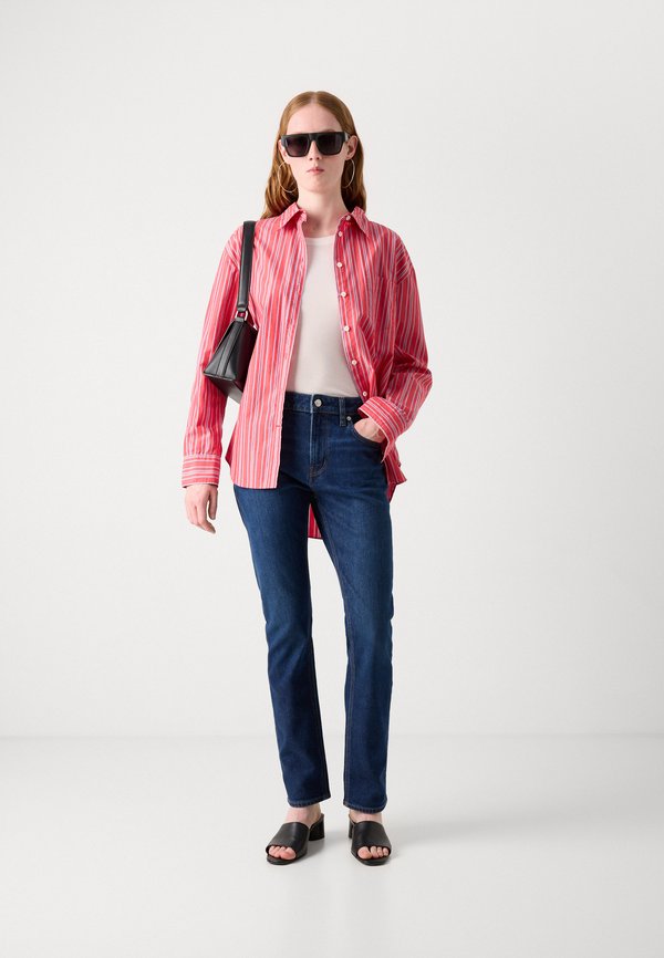 Calvin Klein Jeans MID RISE