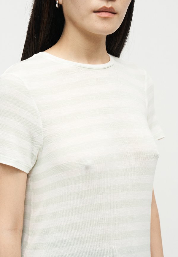 ONLY Tall ONLLIRAN O NECK TEE