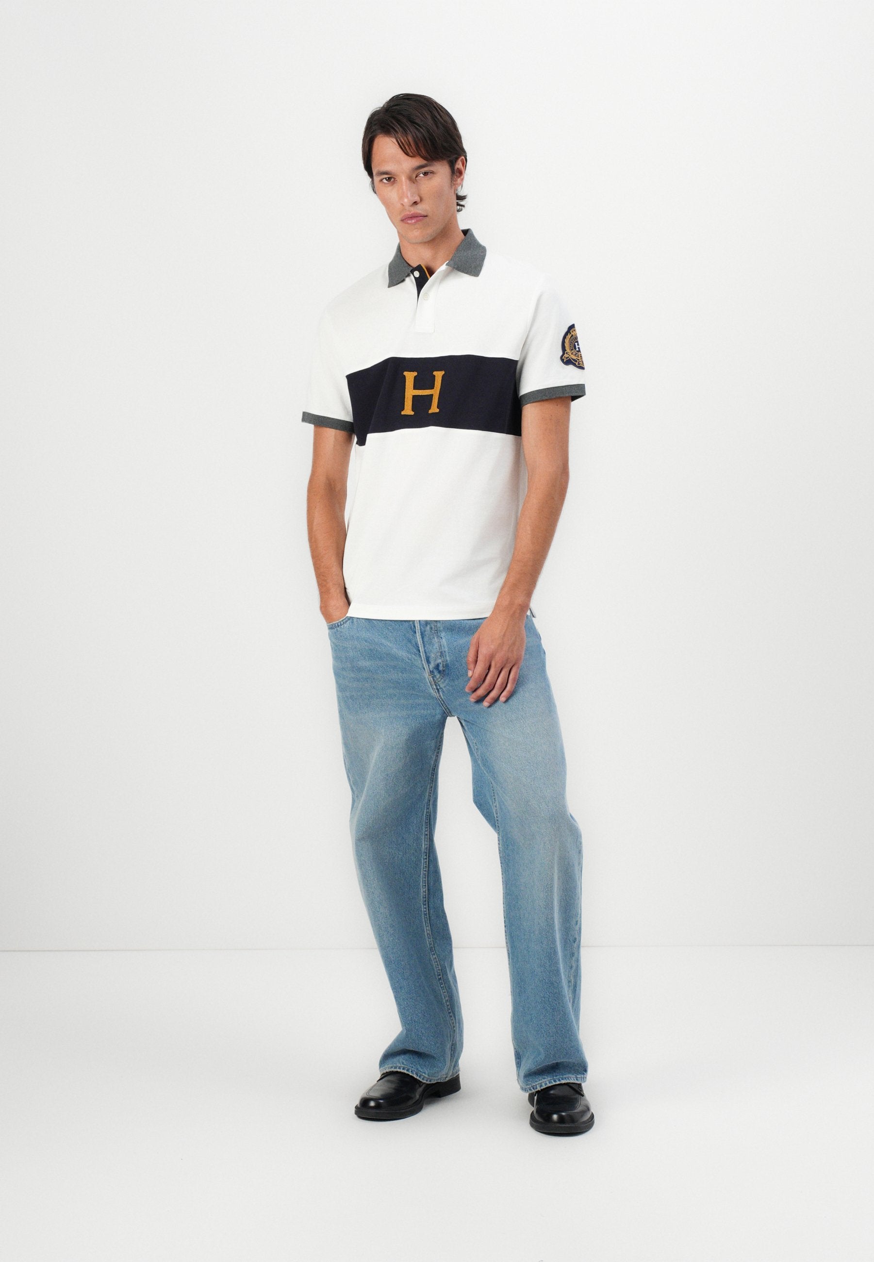 Hackett London HERITAGE CREST PANEL