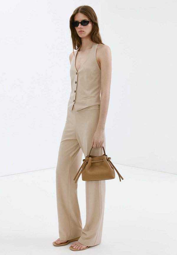Mango ADULT - Waistcoat - sand