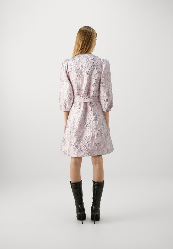 Selected Wrap floral jacquard