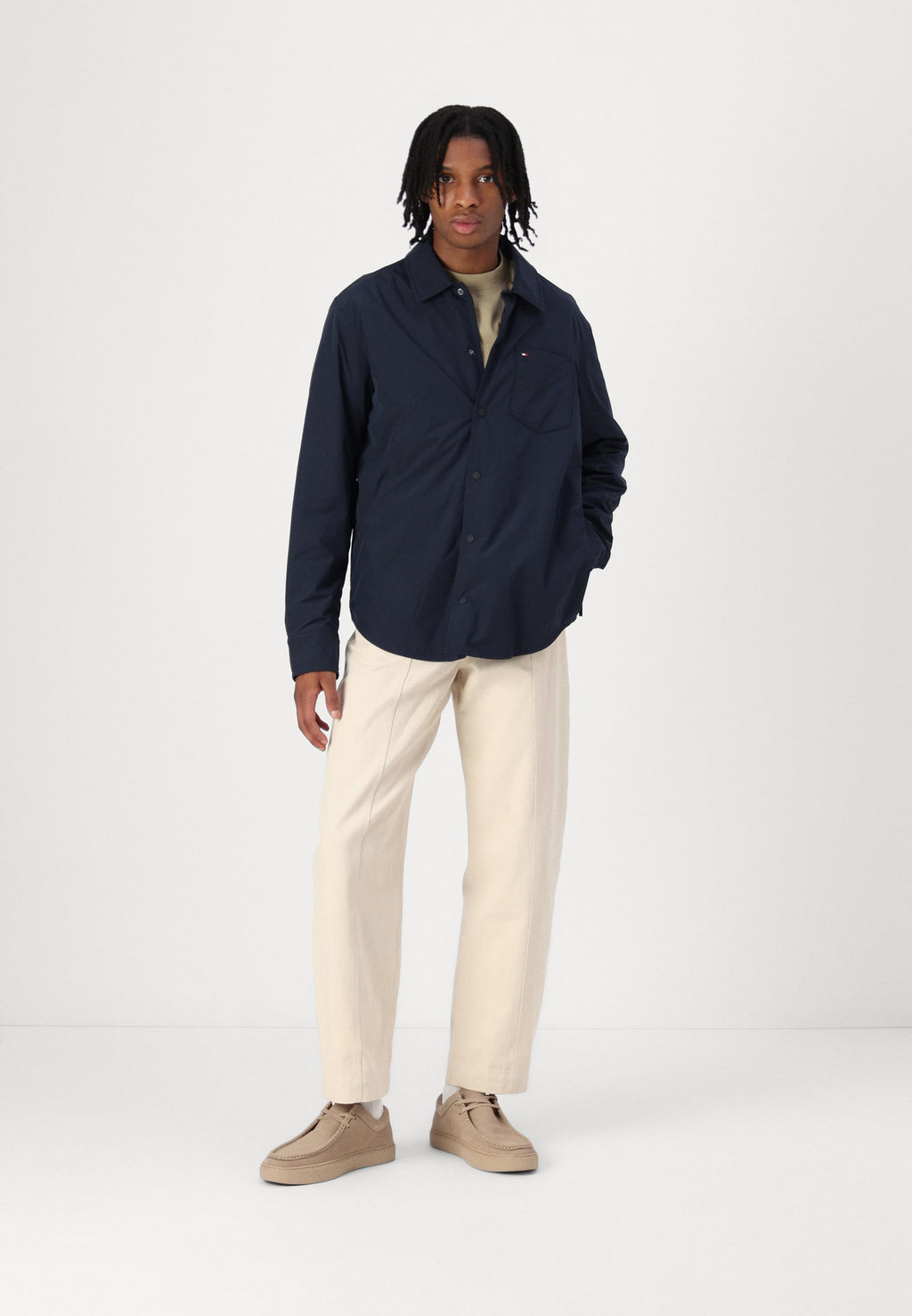 PACKABLE SHIRT JACKET Media 2