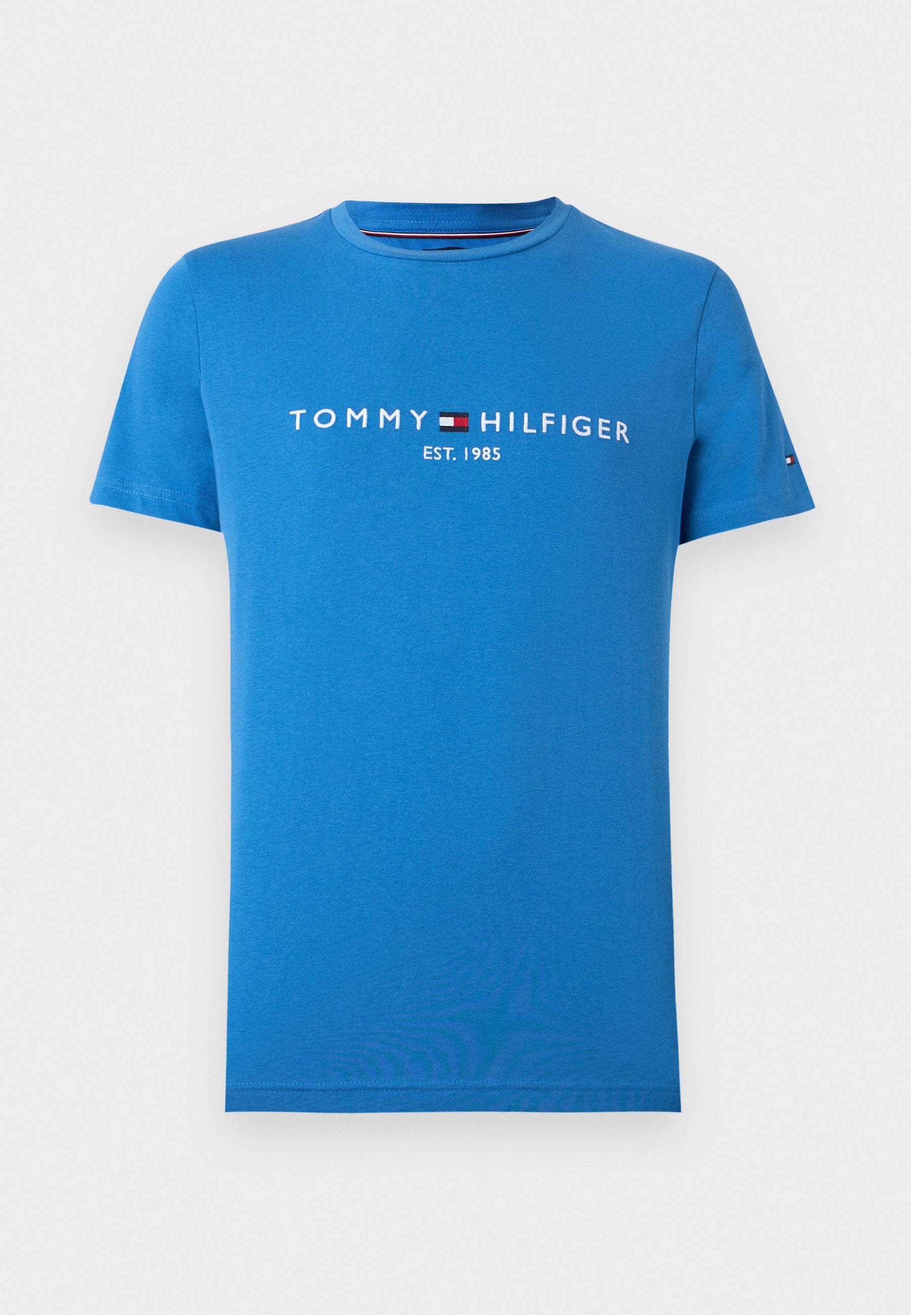 LOGO TEE Media 1