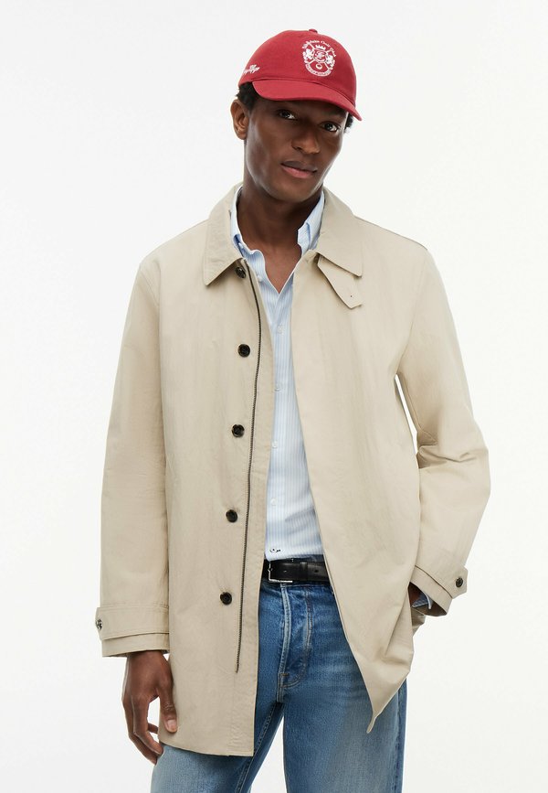 Tommy Hilfiger TOMMY HILFIGER NEW YORK LABEL RELAXED CREPE CAR COAT - Short coat - sandalwood