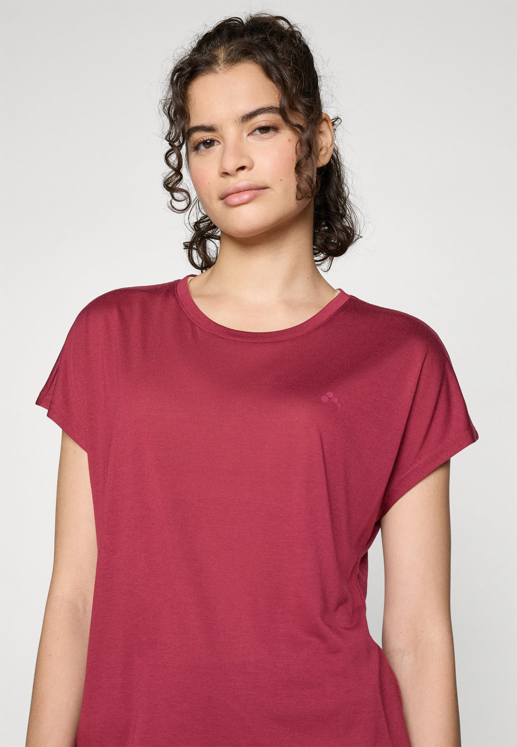 ONLY Play ONPAUB-SAGE ON BAT TEE