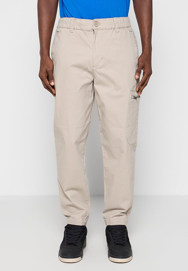 Armani Exchange Stoffhose Media 1