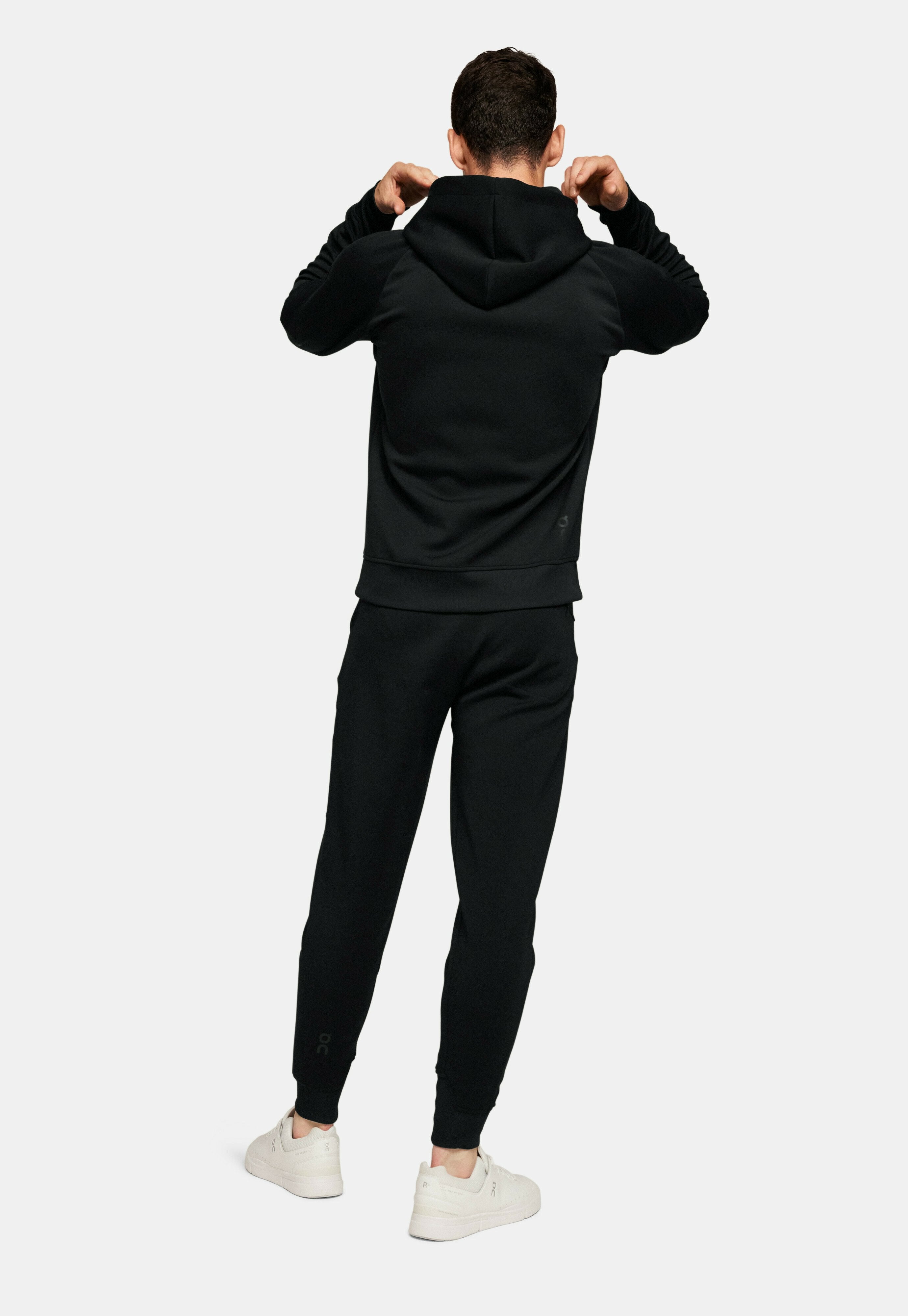 HOODIE 3 Media 3