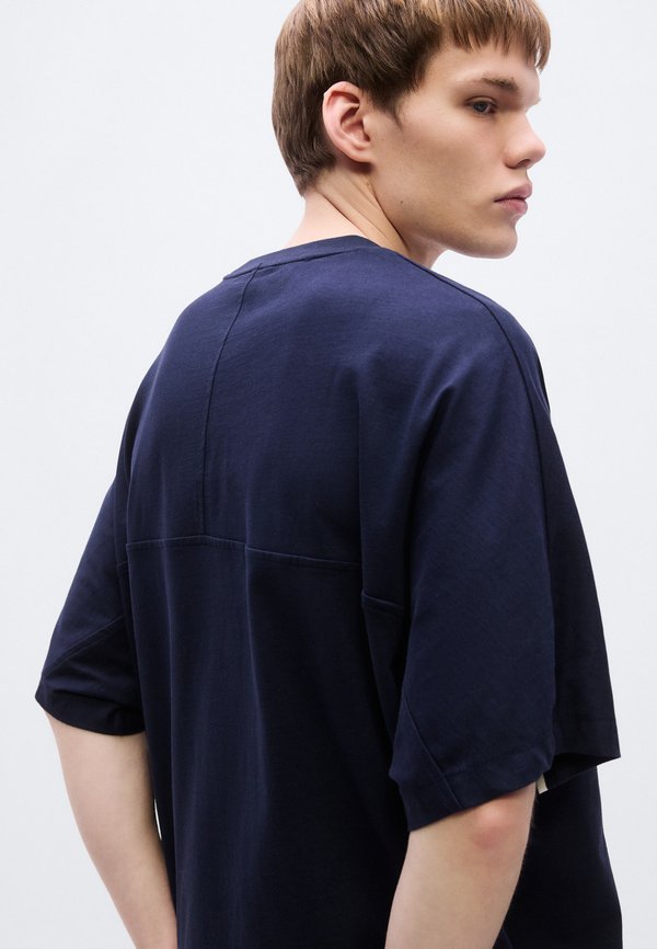 Calvin Klein LOGO JACQUARD TEE
