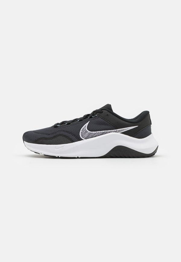 Nike Performance LEGEND ESSENTIAL 3 - Training shoe - black/white/iron grey