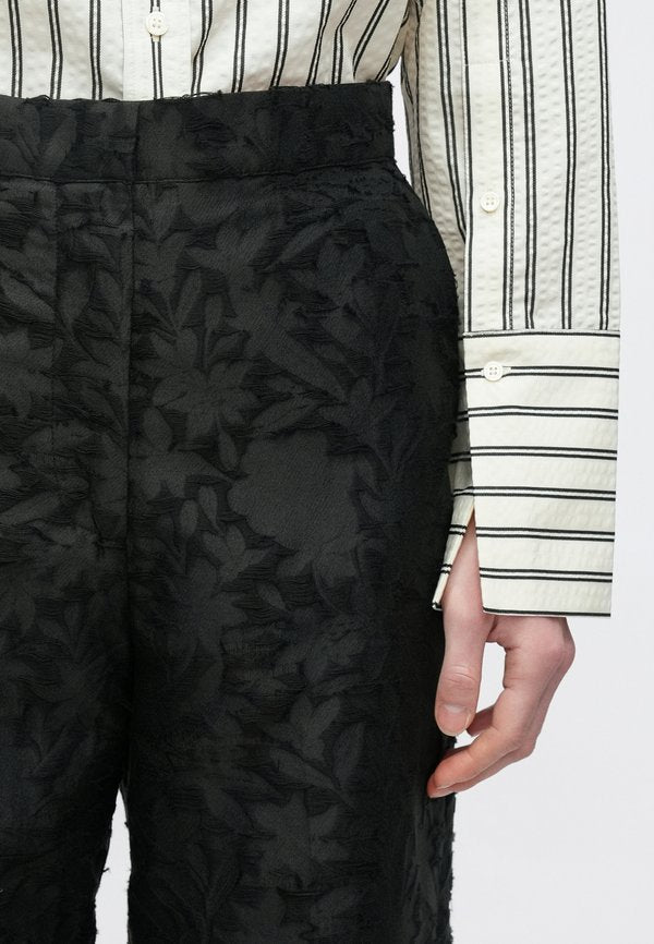 DAY Birger et Mikkelsen HUNT REFINED STRUCTURE