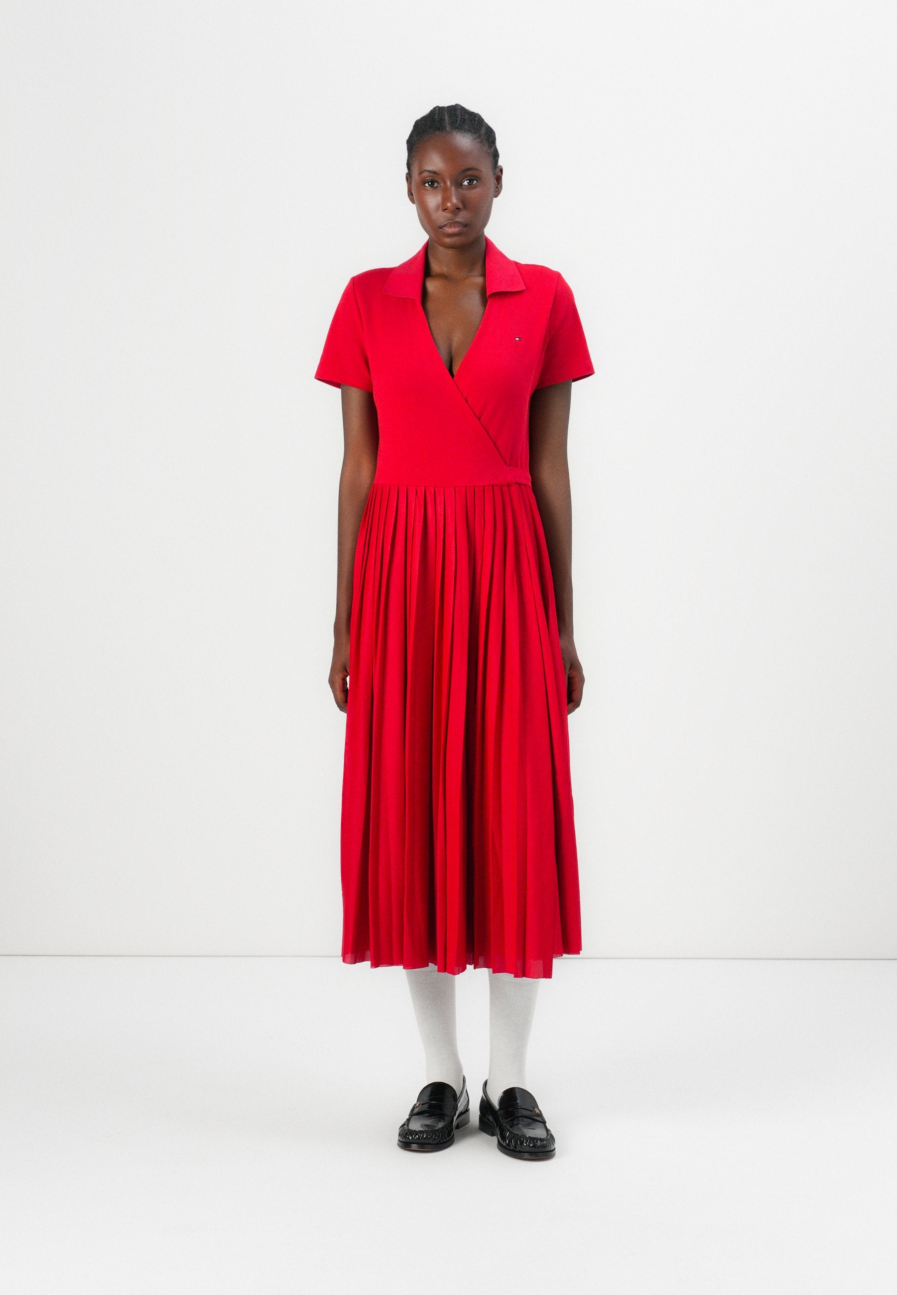 PLEATED WRAP DRESS Media 3