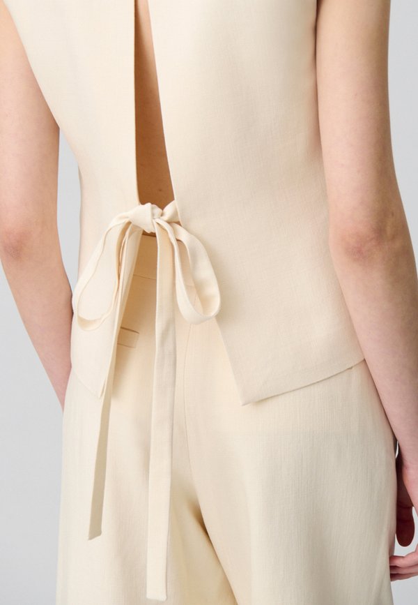Claudie Pierlot