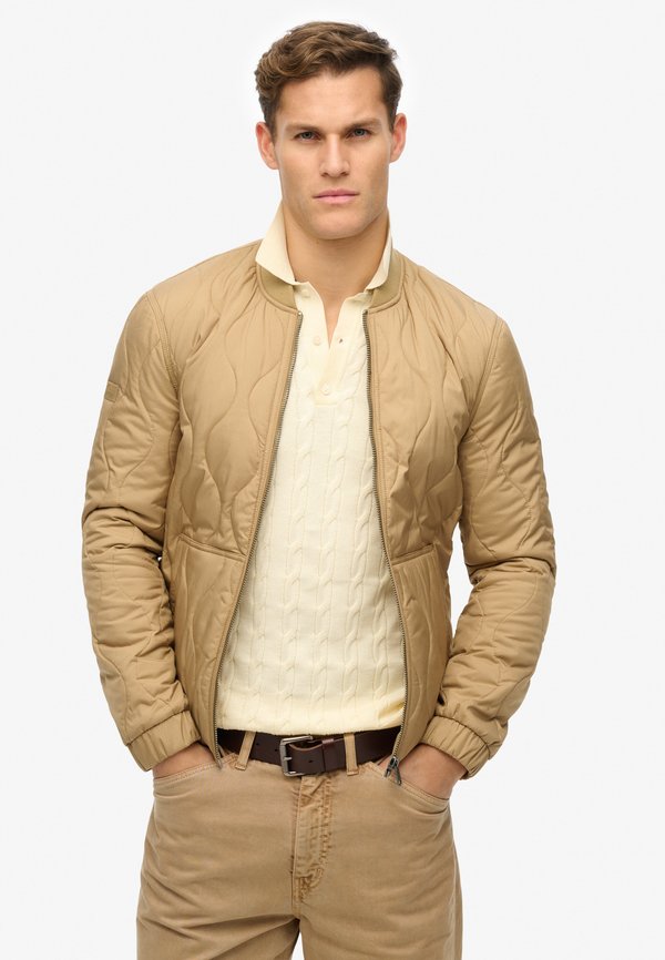 Superdry & Co SURPLUS QUILTED LINER  - Light jacket - classic tan brown