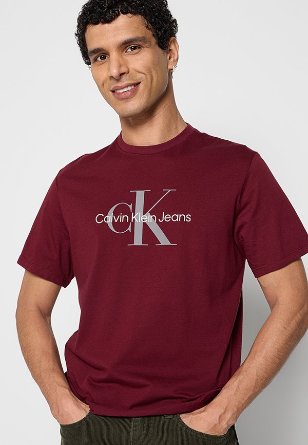 Calvin Klein Jeans HERO