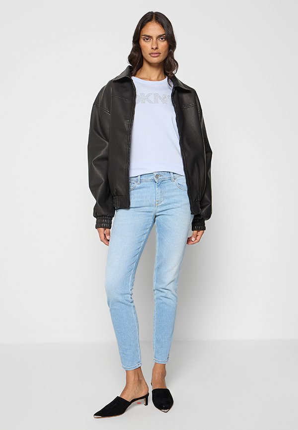 DKNY