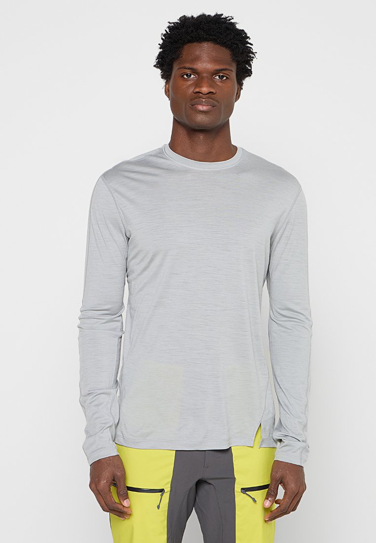 icebreaker Langarmshirt Media 1