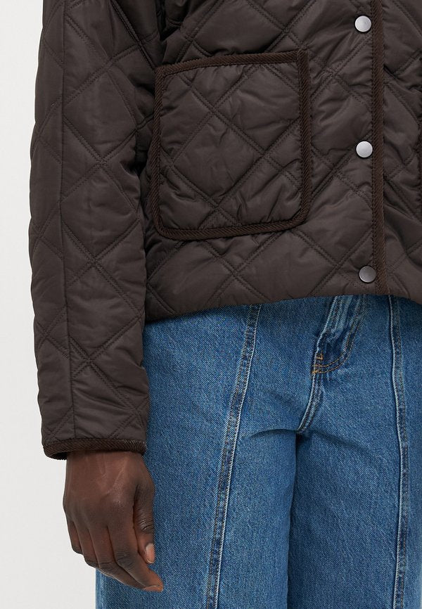 Vero Moda Tall VMMINNESOTA SHORT JACKET
