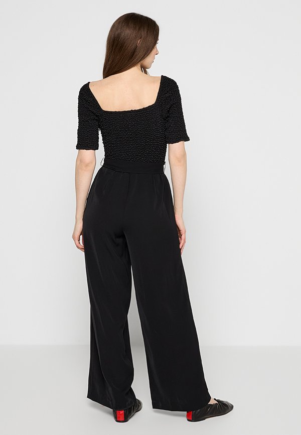 DKNY