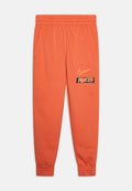 Orangene Sweatpants mit elastischem Bund, seitlichen Taschen, gerippten Bündchen und einem auffälligen "FORCE9"-Logo in Marineblau am linken Bein. Nike-Swoosh darüber.