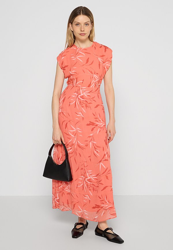 Claudie Pierlot REKY
