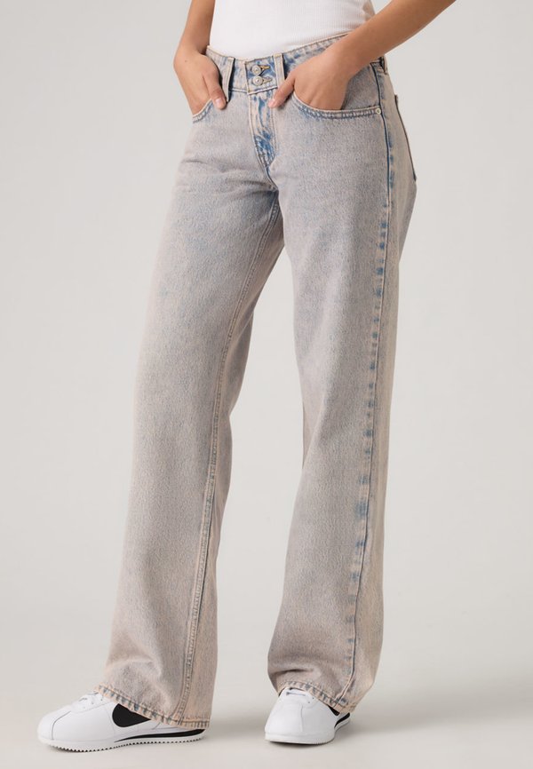 Levi's® SUPERLOW LOOSE - Loose Jeans - rose water