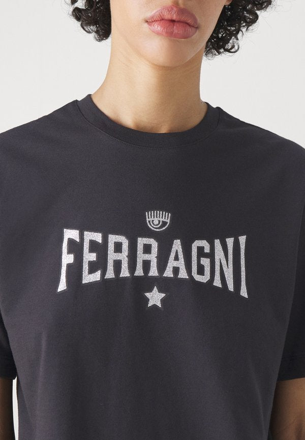 CHIARA FERRAGNI MAGLIETTE
