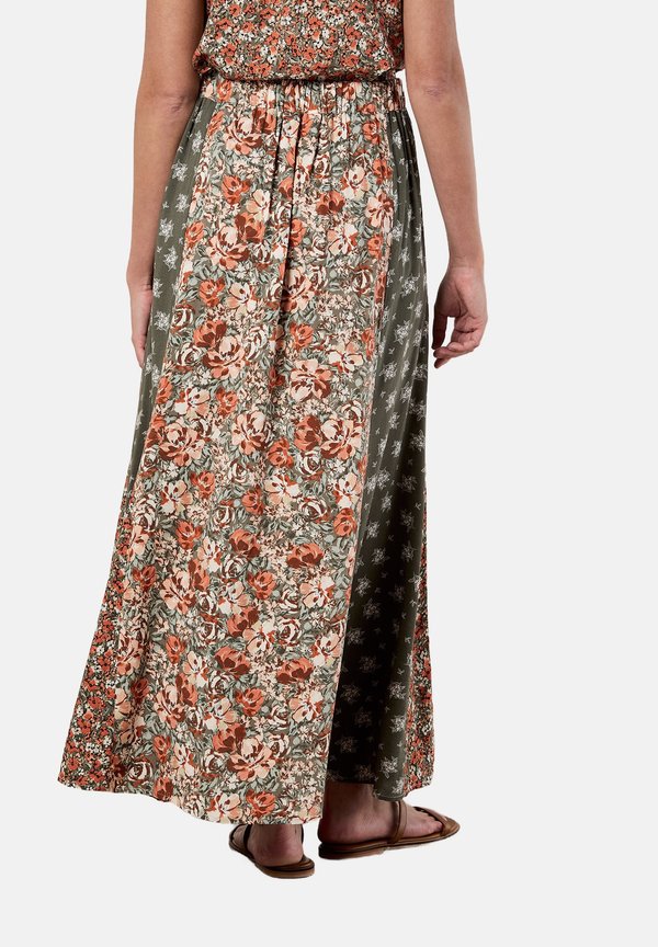 Apricot FLORAL