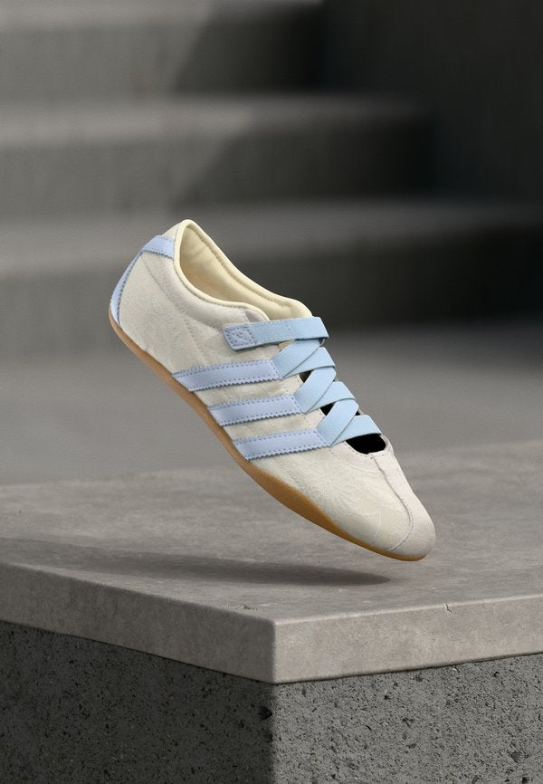 adidas Originals TOKYO MJ X LIBERTY LONDON BALLERINA - Trainers - chalk pearl/crystal sky/chalk white