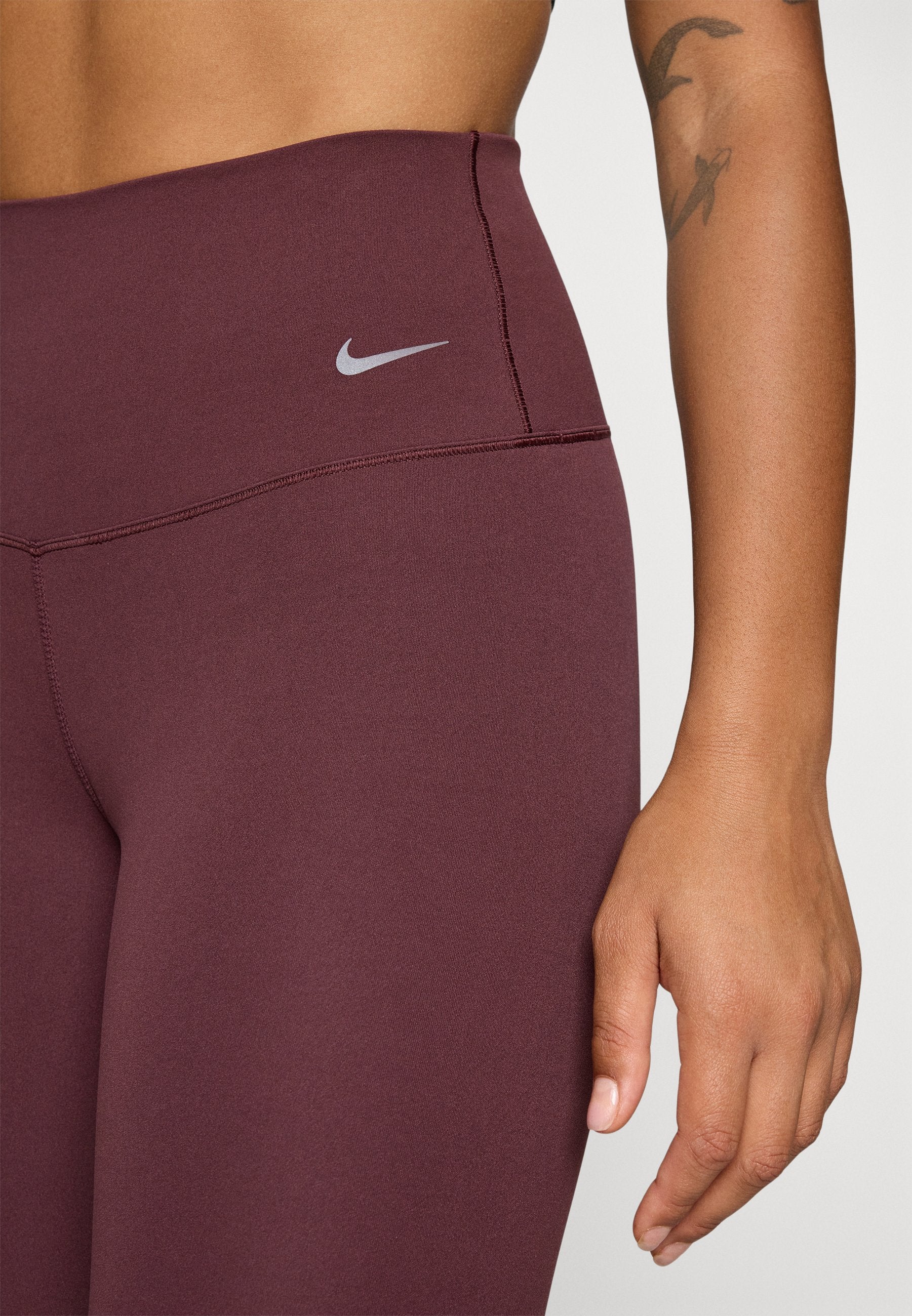 Nike Performance