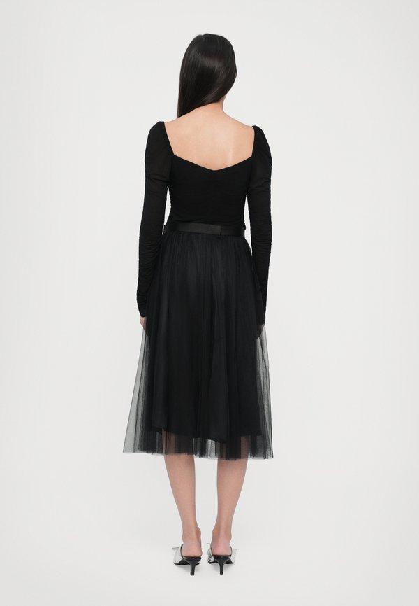 Ida Sjöstedt FLAWLESS SKIRT