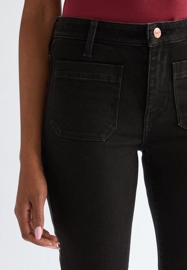 Wrangler FLARE