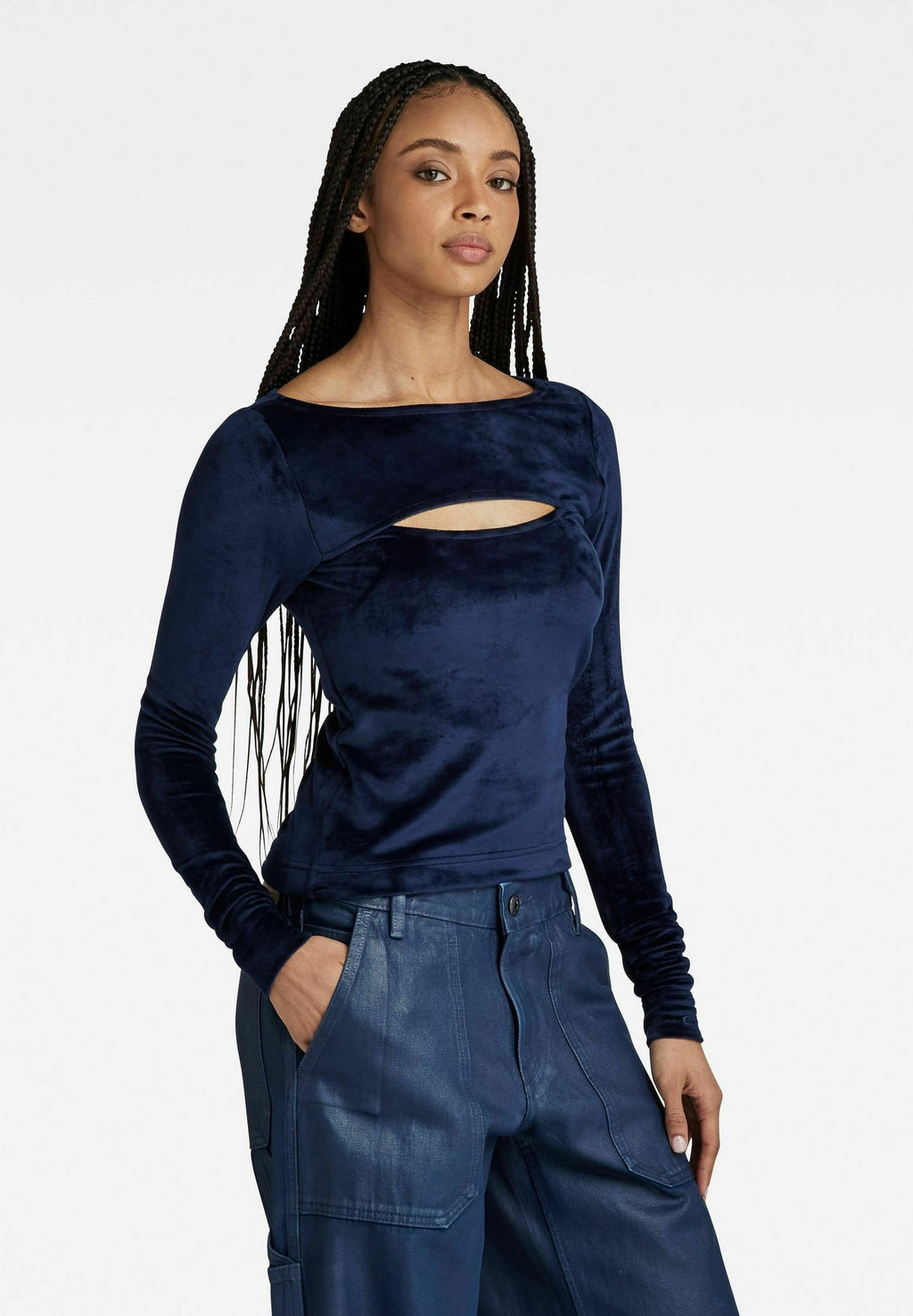 CUT OUT SLIM BOATNECK  Media 5