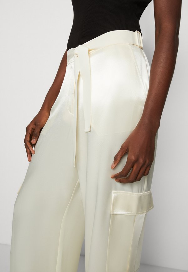 Calvin Klein NAIA SHINE WIDE LEG PANT