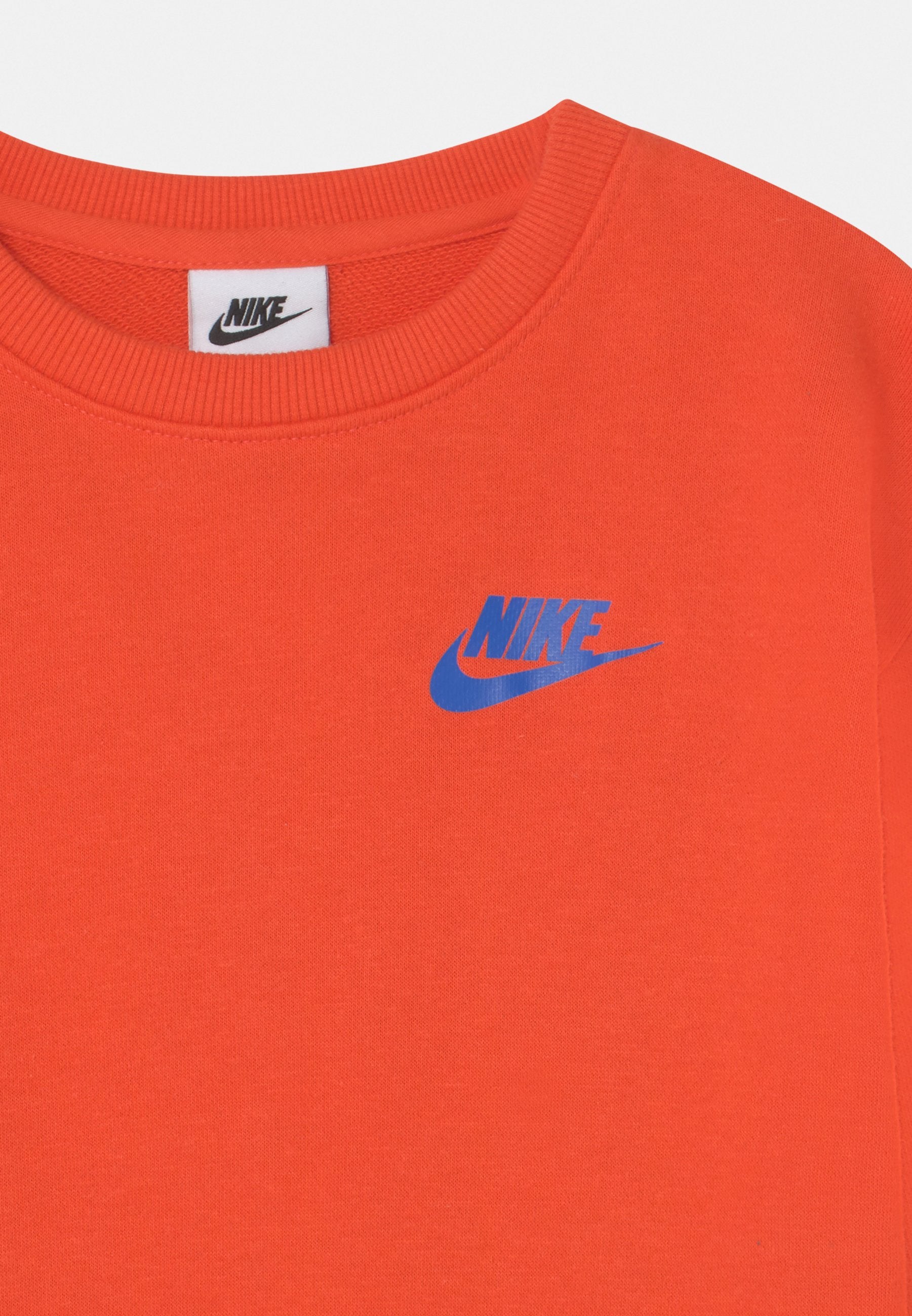 Nike Sportswear CREW