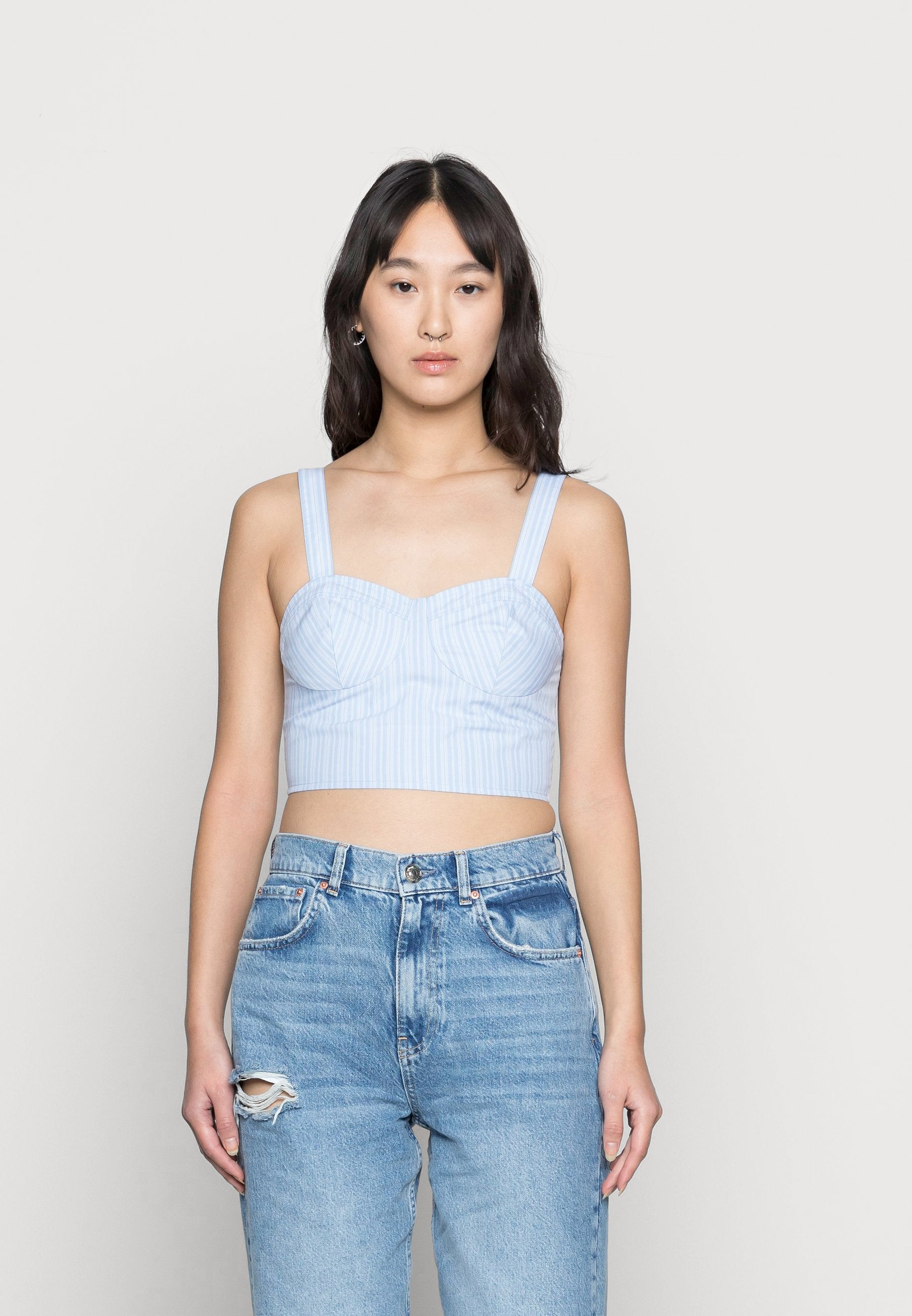 Hollister Co. BUST CUP BARE SET